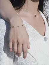 Load image into Gallery viewer, Flower bracelet - Rowena Bracelet