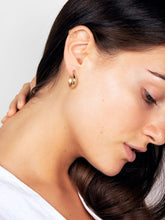 Load image into Gallery viewer, Endless Gold Hoop Earrings - Venus