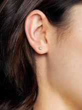 Load image into Gallery viewer, Diamond Jewelry - Diamond Stud Earrings