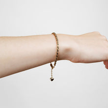 Load image into Gallery viewer, Twisted Chain Bracelet - Lisa