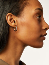 Load image into Gallery viewer, Endless Gold Hoop Earrings - Venus