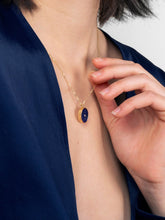 Load image into Gallery viewer, Oval locket necklace - Ciel Locket