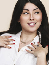 Load image into Gallery viewer, Honeycomb Gold Necklace - Emzotic