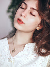 Load image into Gallery viewer, Moon Necklace - Rozzah