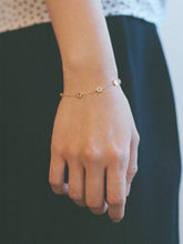 Load image into Gallery viewer, Flower bracelet - Rowena Bracelet
