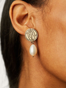 Astro Pearl Earrings - Moon
