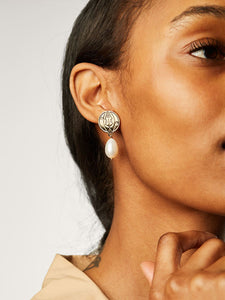 Astro Pearl Earrings - Moon