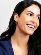 Load image into Gallery viewer, Hoop Earrings - Abby
