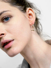 Load image into Gallery viewer, Toggle Hoop Earrings - Tamara
