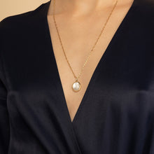 Load image into Gallery viewer, Mother of Pearl Necklace - Dona
