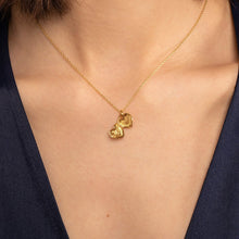 Load image into Gallery viewer, Heart locket necklace - Amour Locket
