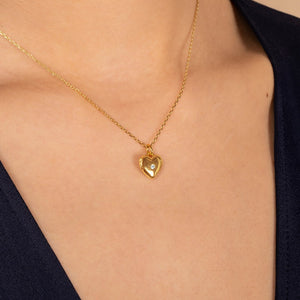 Heart locket necklace - Amour Locket